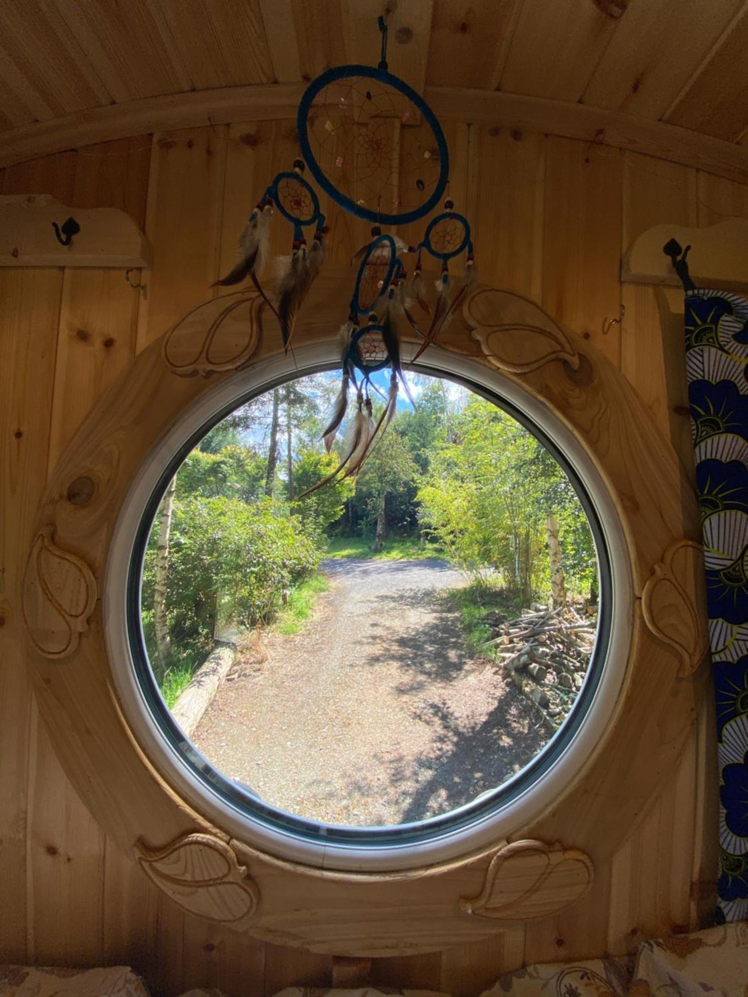 Sapphire Forest Garden Shepherd'S Hut Church Stretton Exterior photo